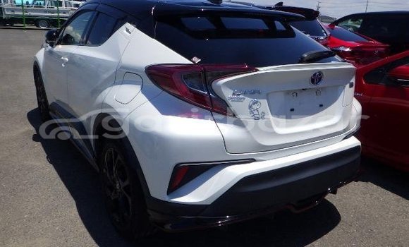 কেনা ব্যবহৃত Toyota CHR White গাড়ী মধ্যে ঢাকা মধ্যে Dhaka কেনা ব্যবহৃত Toyota CHR White গাড়ী মধ্যে ঢাকা মধ্যে Dhaka