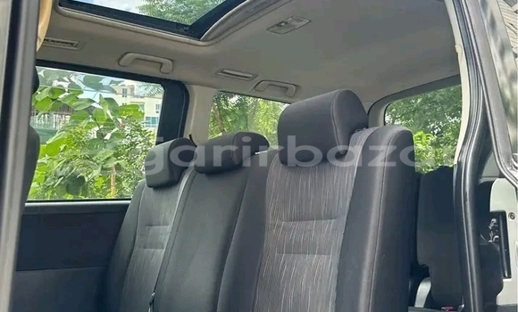 Buy Used Toyota Noah dx in Bandarban, Bandarban Buy Used Toyota Noah dx in Bandarban, Bandarban
