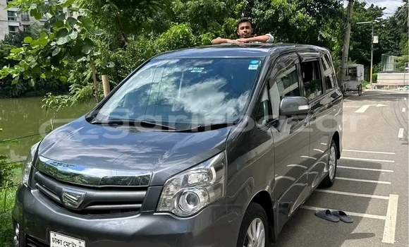 Buy Used Toyota Noah dx in Bandarban, Bandarban Buy Used Toyota Noah dx in Bandarban, Bandarban