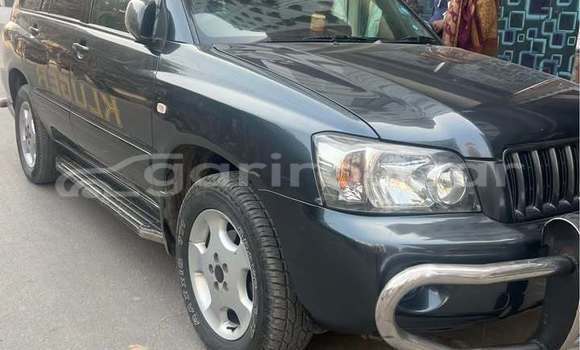 Buy Used 2003 Toyota Kluger in Dhaka, Dhaka Buy Used 2003 Toyota Kluger in Dhaka, Dhaka