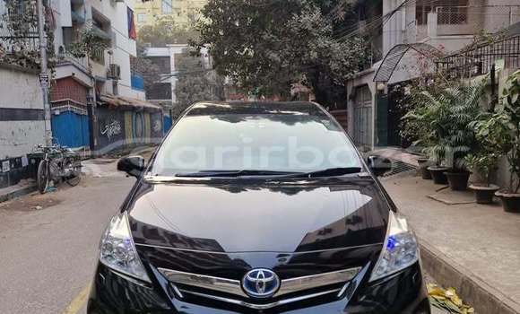 Buy Used 2014 Toyota prius in Dhaka, Dhaka Buy Used 2014 Toyota prius in Dhaka, Dhaka