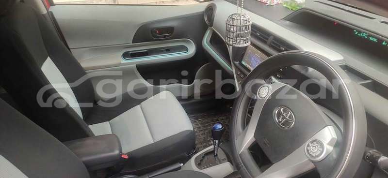 Big with watermark toyota vitz dhaka dhaka 47035