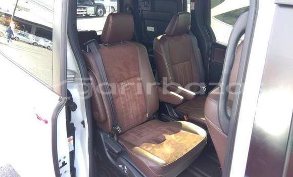 Buy Used 2019 Toyota Esquire in Dhaka, Dhaka Buy Used 2019 Toyota Esquire in Dhaka, Dhaka