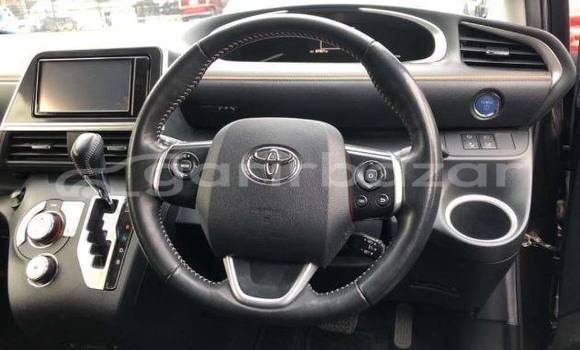 Buy Used 2020 Toyota Sienta in Dhaka, Dhaka Buy Used 2020 Toyota Sienta in Dhaka, Dhaka