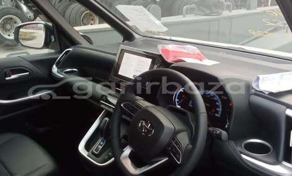 কেনা ব্যবহৃত Toyota Noah White গাড়ী মধ্যে ঢাকা মধ্যে Dhaka কেনা ব্যবহৃত Toyota Noah White গাড়ী মধ্যে ঢাকা মধ্যে Dhaka