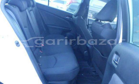 কেনা ব্যবহৃত Toyota prius White গাড়ী মধ্যে ঢাকা মধ্যে Dhaka কেনা ব্যবহৃত Toyota prius White গাড়ী মধ্যে ঢাকা মধ্যে Dhaka