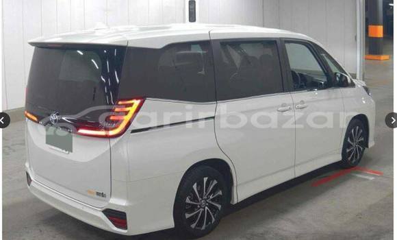 কেনা ব্যবহৃত Toyota Noah White গাড়ী মধ্যে ঢাকা মধ্যে Dhaka কেনা ব্যবহৃত Toyota Noah White গাড়ী মধ্যে ঢাকা মধ্যে Dhaka