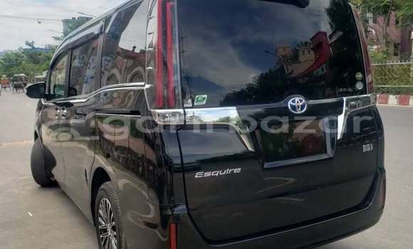 কেনা ব্যবহৃত Toyota Esquire Black গাড়ী মধ্যে ধামরাই মধ্যে Dhaka কেনা ব্যবহৃত Toyota Esquire Black গাড়ী মধ্যে ধামরাই মধ্যে Dhaka