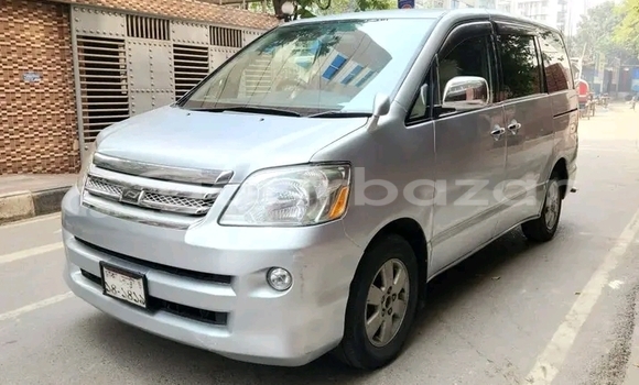 Buy Used Toyota Noah ☓ 2020 in Bhanga, Faridpur Buy Used Toyota Noah ☓ 2020 in Bhanga, Faridpur