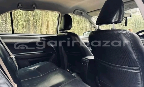 Buy Used Toyota Axio in Bhaluka, Maimansingh Buy Used Toyota Axio in Bhaluka, Maimansingh