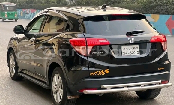 Buy Used Honda Vezel in Bochanganj, Dinajpur Buy Used Honda Vezel in Bochanganj, Dinajpur