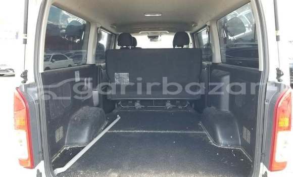 কেনা ব্যবহৃত Toyota Hiace White গাড়ী মধ্যে ঢাকা মধ্যে Dhaka কেনা ব্যবহৃত Toyota Hiace White গাড়ী মধ্যে ঢাকা মধ্যে Dhaka