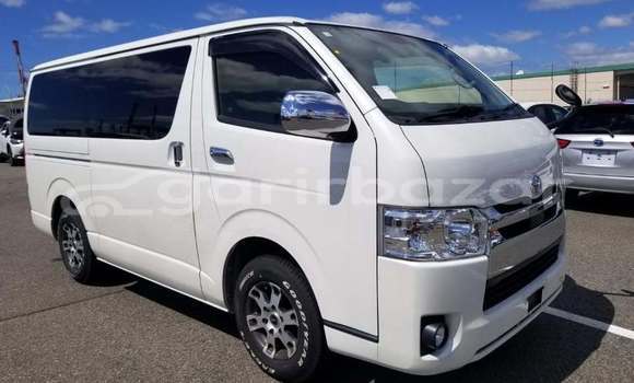 কেনা ব্যবহৃত Toyota Hiace White গাড়ী মধ্যে ঢাকা মধ্যে Dhaka কেনা ব্যবহৃত Toyota Hiace White গাড়ী মধ্যে ঢাকা মধ্যে Dhaka
