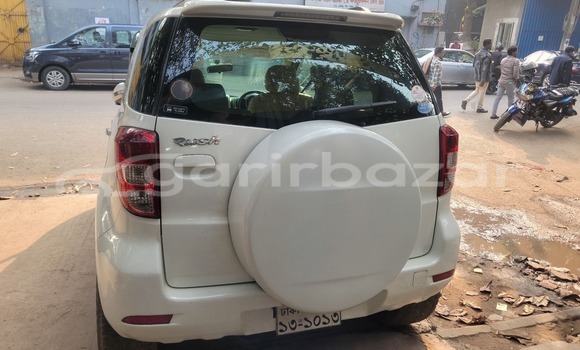 Buy Used 2006 Toyota Rush in Dhaka, Dhaka Buy Used 2006 Toyota Rush in Dhaka, Dhaka