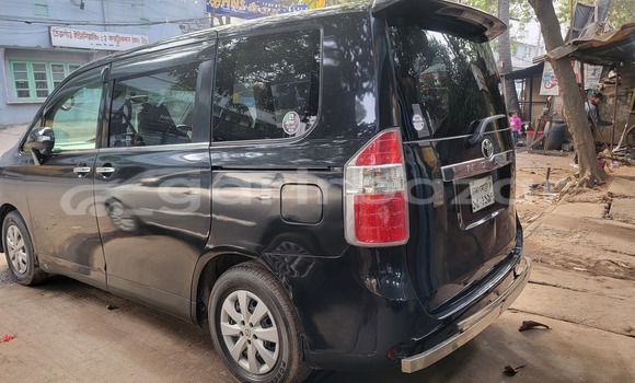 Buy Used 2009 Toyota X Noah in Dhaka, Dhaka Buy Used 2009 Toyota X Noah in Dhaka, Dhaka
