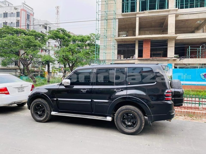 Big with watermark mitsubishi pajero dhaka dhaka 5264