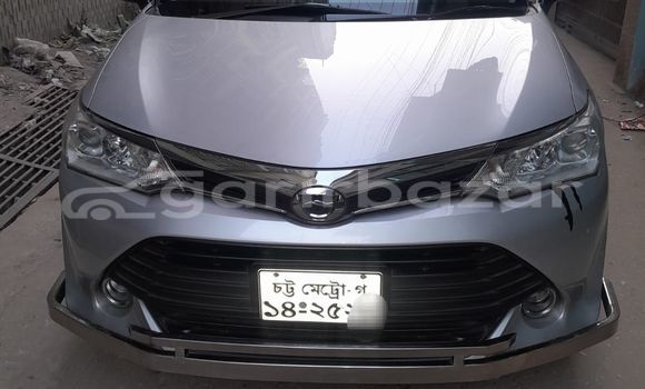 কিনুন ব্যবহৃত Toyota গাড়ী কিনুন ব্যবহৃত Toyota গাড়ী