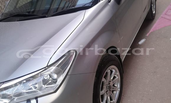 কিনুন ব্যবহৃত Toyota গাড়ী কিনুন ব্যবহৃত Toyota গাড়ী