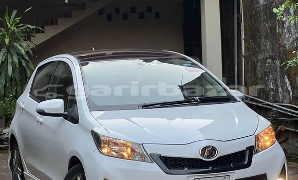 Buy Used 2011 Toyota Vitz in Dhaka, Dhaka Buy Used 2011 Toyota Vitz in Dhaka, Dhaka