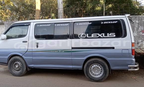 Buy Used 2003 Toyota Hiace in Dhaka, Dhaka Buy Used 2003 Toyota Hiace in Dhaka, Dhaka