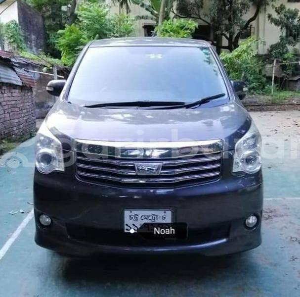 Big with watermark toyota noah dhaka dhaka 47198