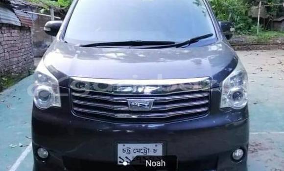 Buy Used 2010 Toyota Noah in Dhaka, Dhaka Buy Used 2010 Toyota Noah in Dhaka, Dhaka