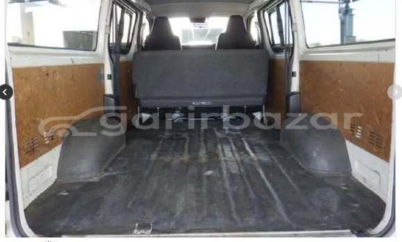 Buy Used 2020 Toyota Hiace in Dhaka, Dhaka Buy Used 2020 Toyota Hiace in Dhaka, Dhaka