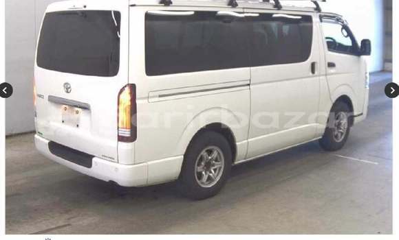 Buy Used 2020 Toyota Hiace in Dhaka, Dhaka Buy Used 2020 Toyota Hiace in Dhaka, Dhaka
