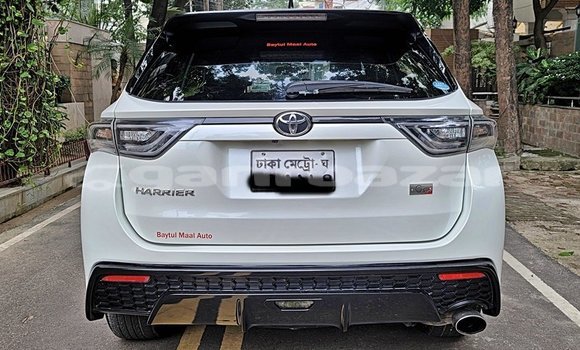 Buy Used 2015 Toyota Harrier in Dhaka, Dhaka Buy Used 2015 Toyota Harrier in Dhaka, Dhaka