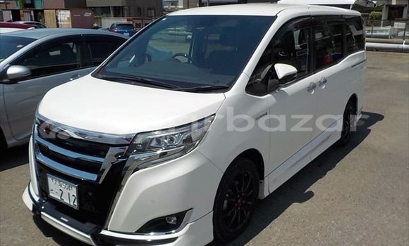 কেনা ব্যবহৃত Toyota Esquire White গাড়ী মধ্যে ঢাকা মধ্যে Dhaka কেনা ব্যবহৃত Toyota Esquire White গাড়ী মধ্যে ঢাকা মধ্যে Dhaka