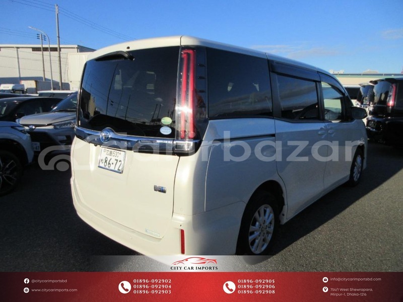 Big with watermark toyota noah dhaka dhaka 47342