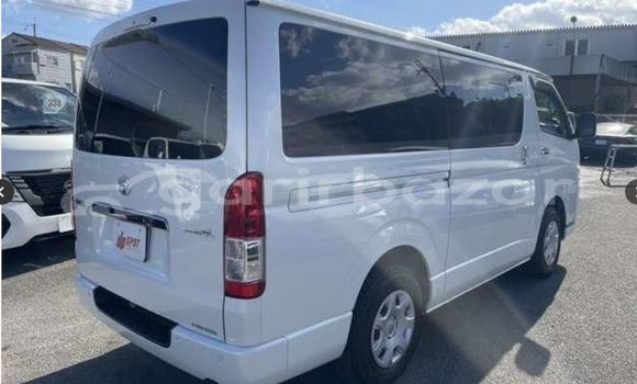 কেনা ব্যবহৃত Toyota Hiace White গাড়ী মধ্যে ঢাকা মধ্যে Dhaka কেনা ব্যবহৃত Toyota Hiace White গাড়ী মধ্যে ঢাকা মধ্যে Dhaka