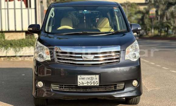 Buy Used 2012 Toyota Noah in Dhaka, Dhaka Buy Used 2012 Toyota Noah in Dhaka, Dhaka