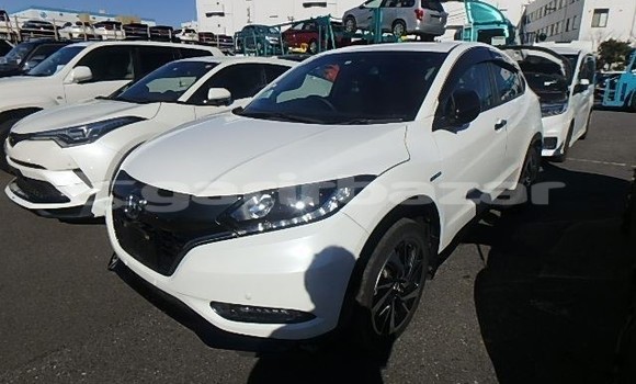 কেনা ব্যবহৃত Honda Vezel White গাড়ী মধ্যে ঢাকা মধ্যে Dhaka কেনা ব্যবহৃত Honda Vezel White গাড়ী মধ্যে ঢাকা মধ্যে Dhaka