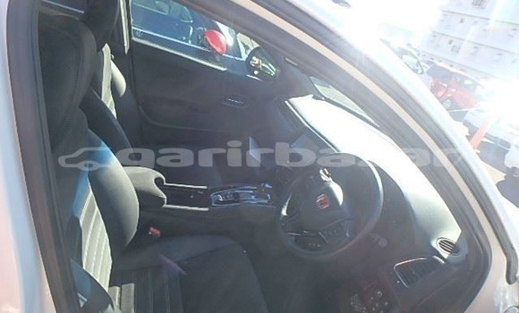 কেনা ব্যবহৃত Honda Vezel White গাড়ী মধ্যে ঢাকা মধ্যে Dhaka কেনা ব্যবহৃত Honda Vezel White গাড়ী মধ্যে ঢাকা মধ্যে Dhaka