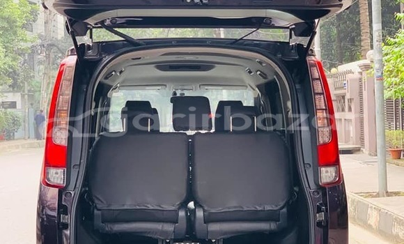 Buy Used 2015 Toyota Noah in Dhaka, Dhaka Buy Used 2015 Toyota Noah in Dhaka, Dhaka