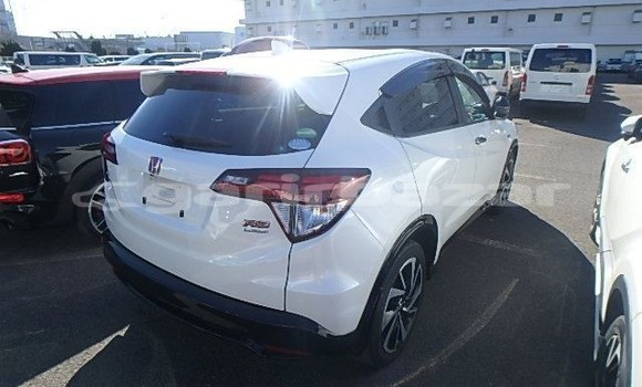 কেনা ব্যবহৃত Honda Vezel White গাড়ী মধ্যে ঢাকা মধ্যে Dhaka কেনা ব্যবহৃত Honda Vezel White গাড়ী মধ্যে ঢাকা মধ্যে Dhaka