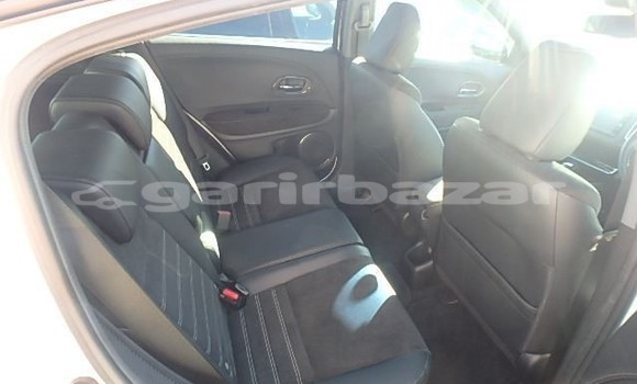 কেনা ব্যবহৃত Honda Vezel White গাড়ী মধ্যে ঢাকা মধ্যে Dhaka কেনা ব্যবহৃত Honda Vezel White গাড়ী মধ্যে ঢাকা মধ্যে Dhaka