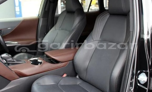 Buy Used 2020 Toyota Harrier in Dhaka, Dhaka Buy Used 2020 Toyota Harrier in Dhaka, Dhaka