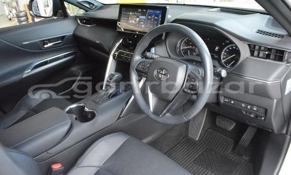 Buy Used 2020 Toyota Harrier in Dhaka, Dhaka Buy Used 2020 Toyota Harrier in Dhaka, Dhaka