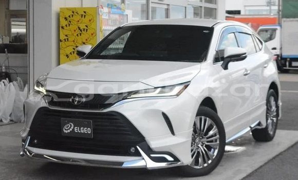 Buy Used 2020 Toyota Harrier in Dhaka, Dhaka Buy Used 2020 Toyota Harrier in Dhaka, Dhaka