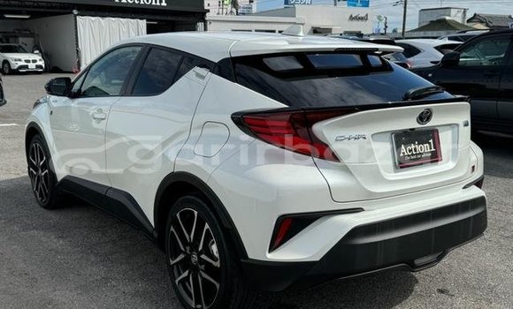 Buy Used 2020 Toyota C-HR in Dhaka, Dhaka Buy Used 2020 Toyota C-HR in Dhaka, Dhaka