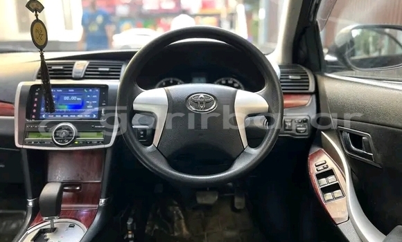 Buy Used Toyota Vitz f led prestige 2018 in Baniachang, Habiganj Buy Used Toyota Vitz f led prestige 2018 in Baniachang, Habiganj