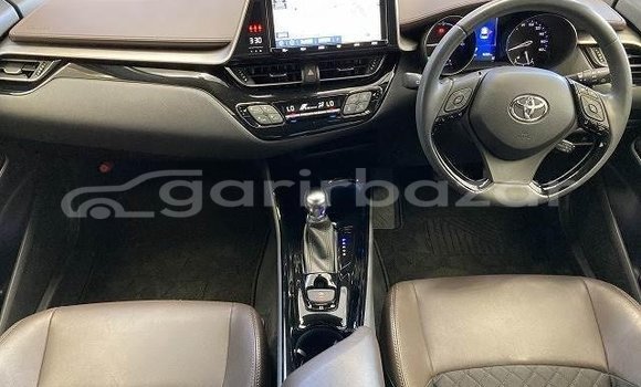 Buy Used 2020 Toyota C-HR in Dhaka, Dhaka Buy Used 2020 Toyota C-HR in Dhaka, Dhaka