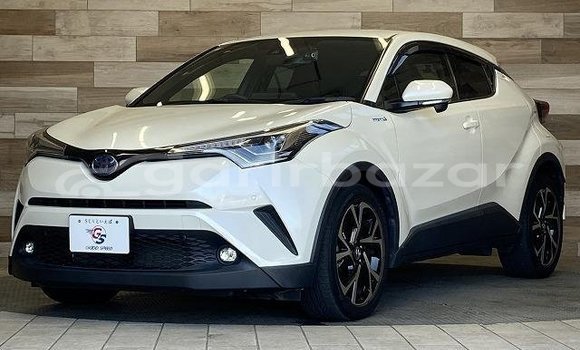 Buy Used 2020 Toyota C-HR in Dhaka, Dhaka Buy Used 2020 Toyota C-HR in Dhaka, Dhaka