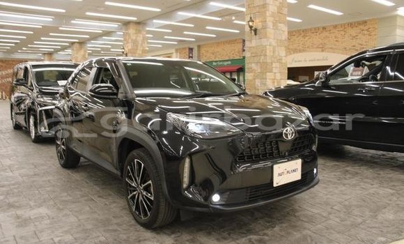 Buy Used 2020 Toyota Yaris in Dhaka, Dhaka Buy Used 2020 Toyota Yaris in Dhaka, Dhaka