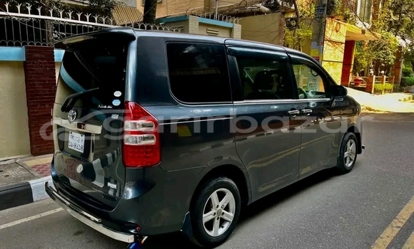 Buy Used Toyota Noah hyb g 2 door power 2020 in Baniachang, Habiganj Buy Used Toyota Noah hyb g 2 door power 2020 in Baniachang, Habiganj