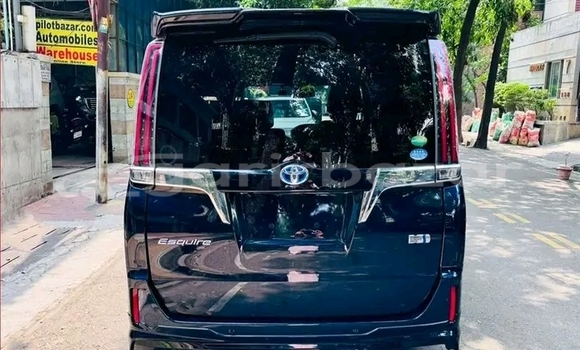 Buy Used Toyota Esquire gi premium aero kit 2019 in Adamighi, Bogora Buy Used Toyota Esquire gi premium aero kit 2019 in Adamighi, Bogora