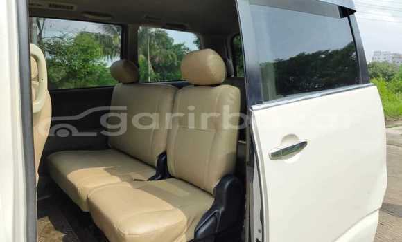 কেনা ব্যবহৃত Toyota Noah White গাড়ী মধ্যে ঢাকা মধ্যে Dhaka কেনা ব্যবহৃত Toyota Noah White গাড়ী মধ্যে ঢাকা মধ্যে Dhaka