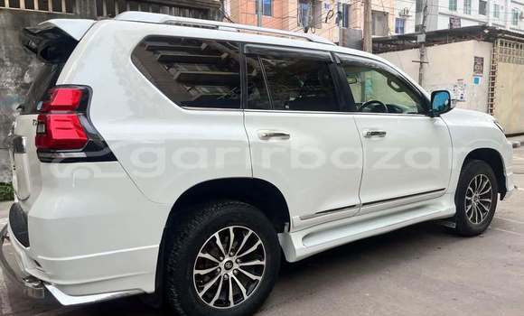 Buy Used 2013 Toyota Land cruiser prado in Dhaka, Dhaka Buy Used 2013 Toyota Land cruiser prado in Dhaka, Dhaka